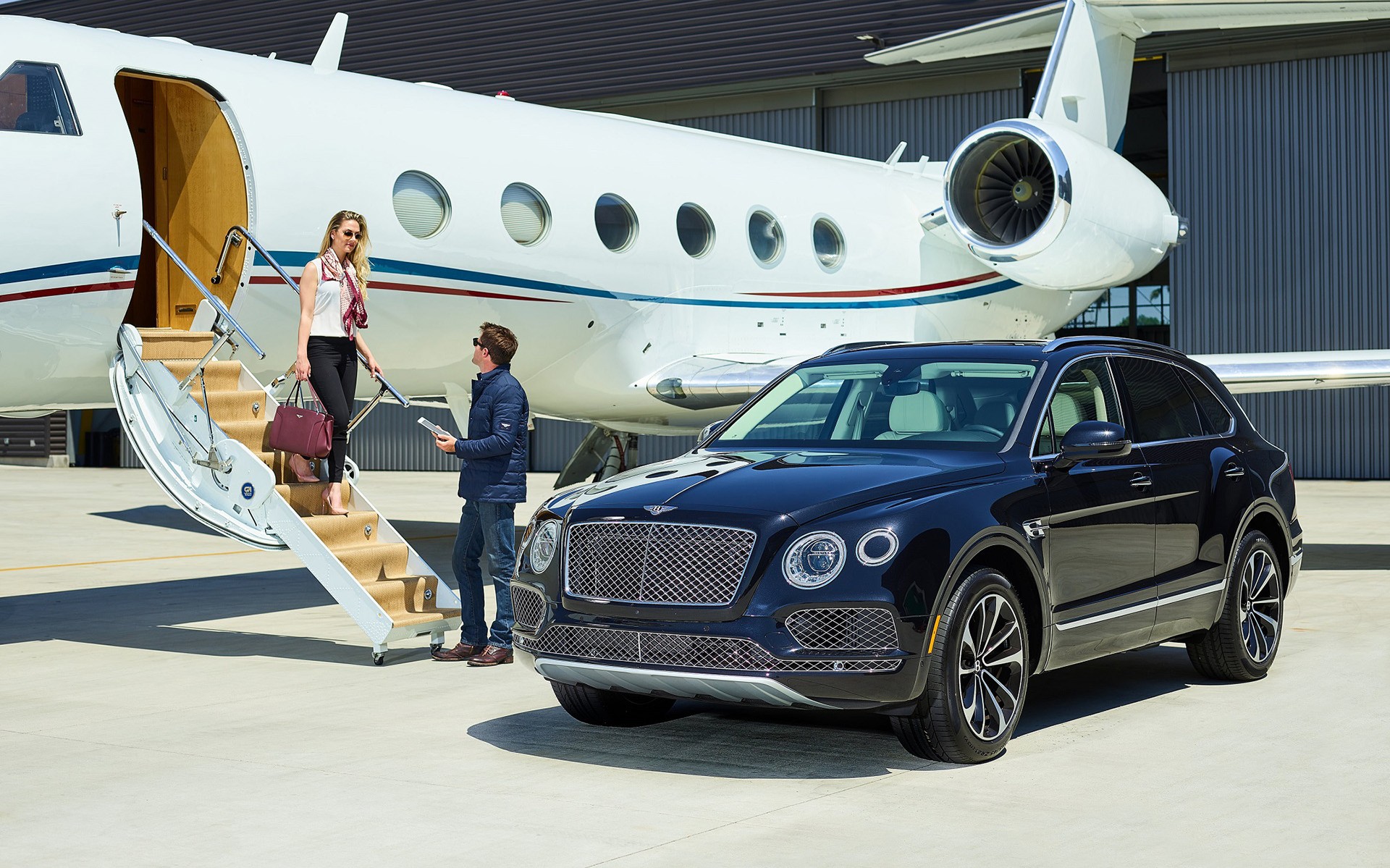 Luxury Hire: Ενοικίαση πολυτελών αυτοκινήτων από την Kosmocar