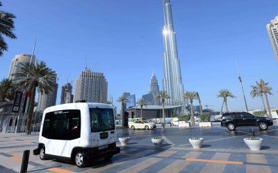 Οι πινακίδες των ΙΧ θα ειδοποιούν αστυνομία και ασθενοφόρα!