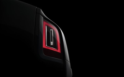 Αντίστροφη μέτρηση για το πρώτο SUV της Rolls-Royce
