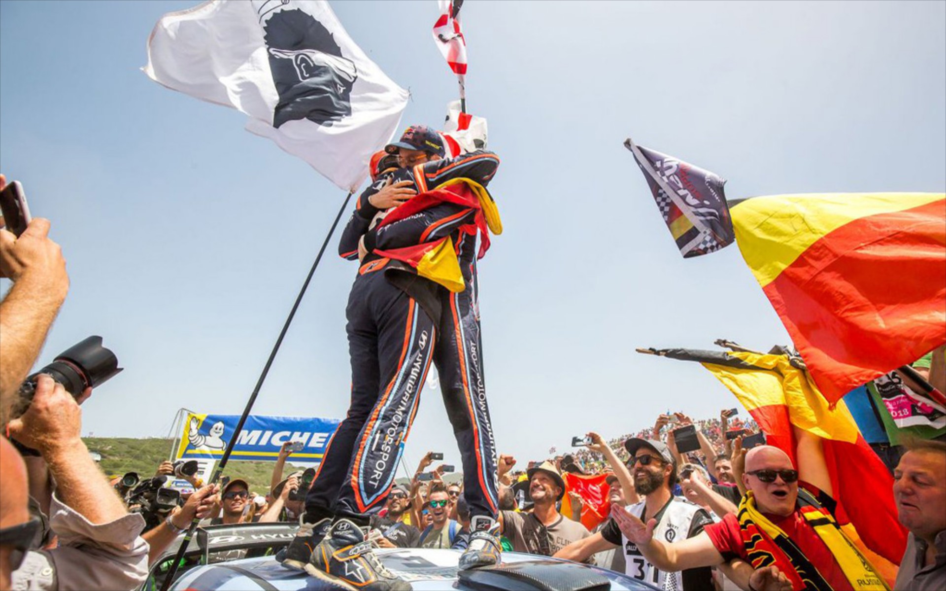 Η στιγμή που ο Neuville έμαθε ότι νίκησε στη Σαρδηνία (vid)