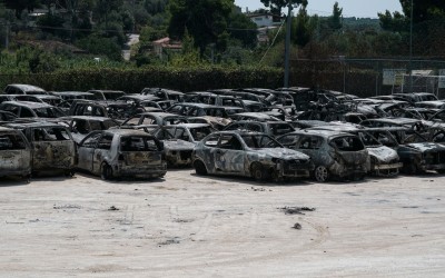 Τι θα γίνει με τα καμμένα αυτοκίνητα στην πυρκαγιά της Ραφήνας