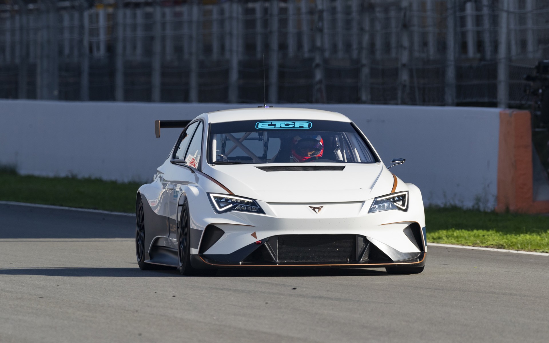 H Cupra στο πρωτάθλημα ηλεκτρικών αυτοκινήτων τουρισμού