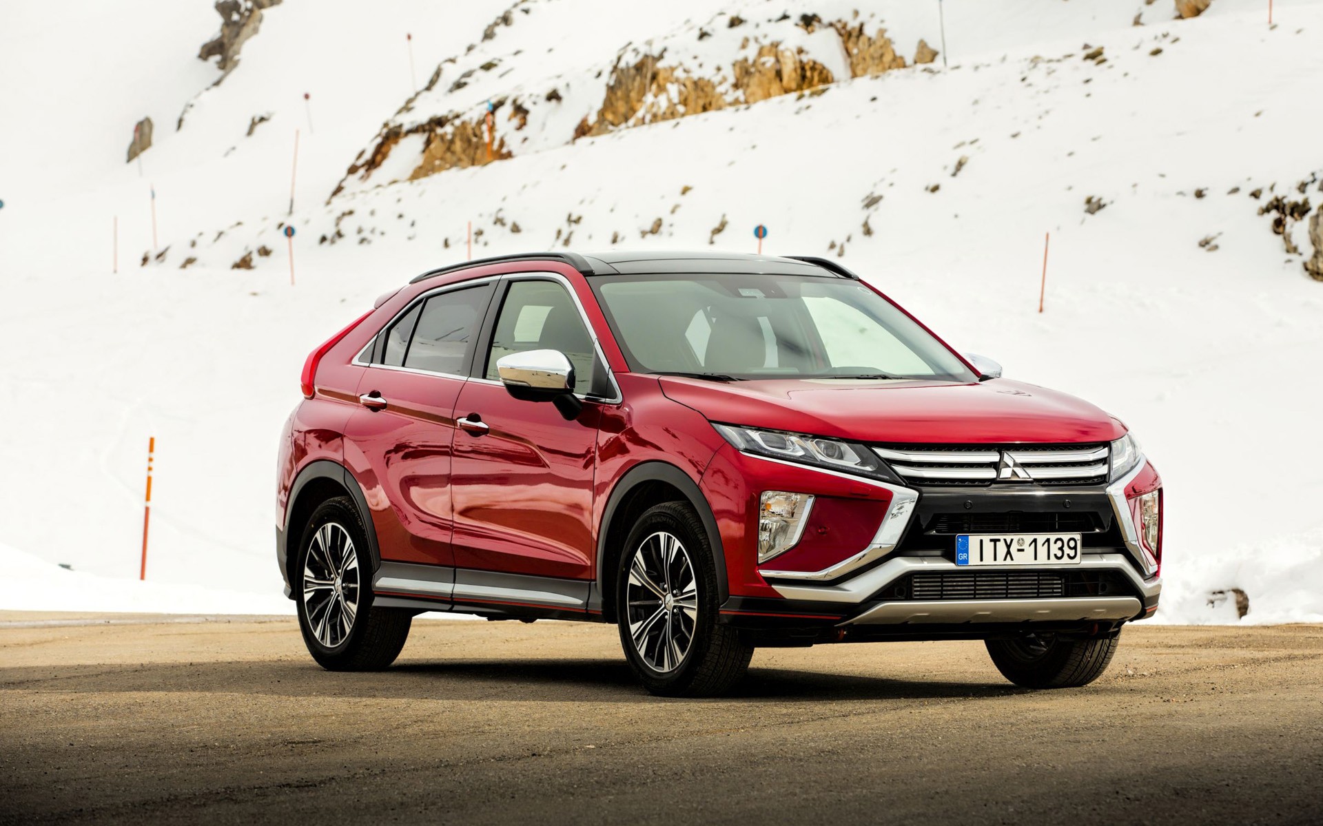 Δώρο τα τέλη κυκλοφορίας και η ασφάλεια από την Mitsubishi