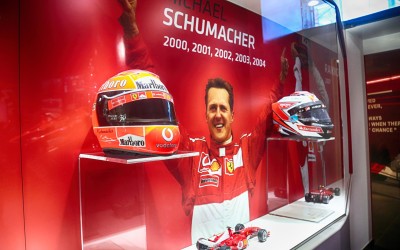 Άνοιξε η έκθεση για τον Schumi στο Μουσείο Ferrari (vid)