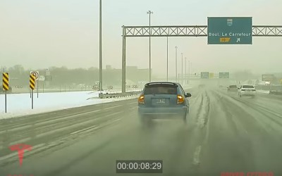 To Autopilot της Tesla τον επανέφερε στη σωστή του πορεία (video)