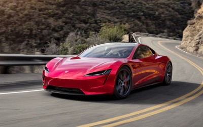 Ο Elon Musk θα φτιάξει ιπτάμενο αυτοκίνητο;