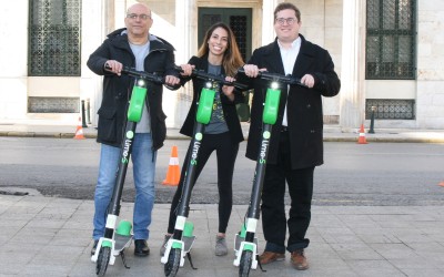 Ηλεκτρικά πατίνια στο κέντρο της Αθήνας