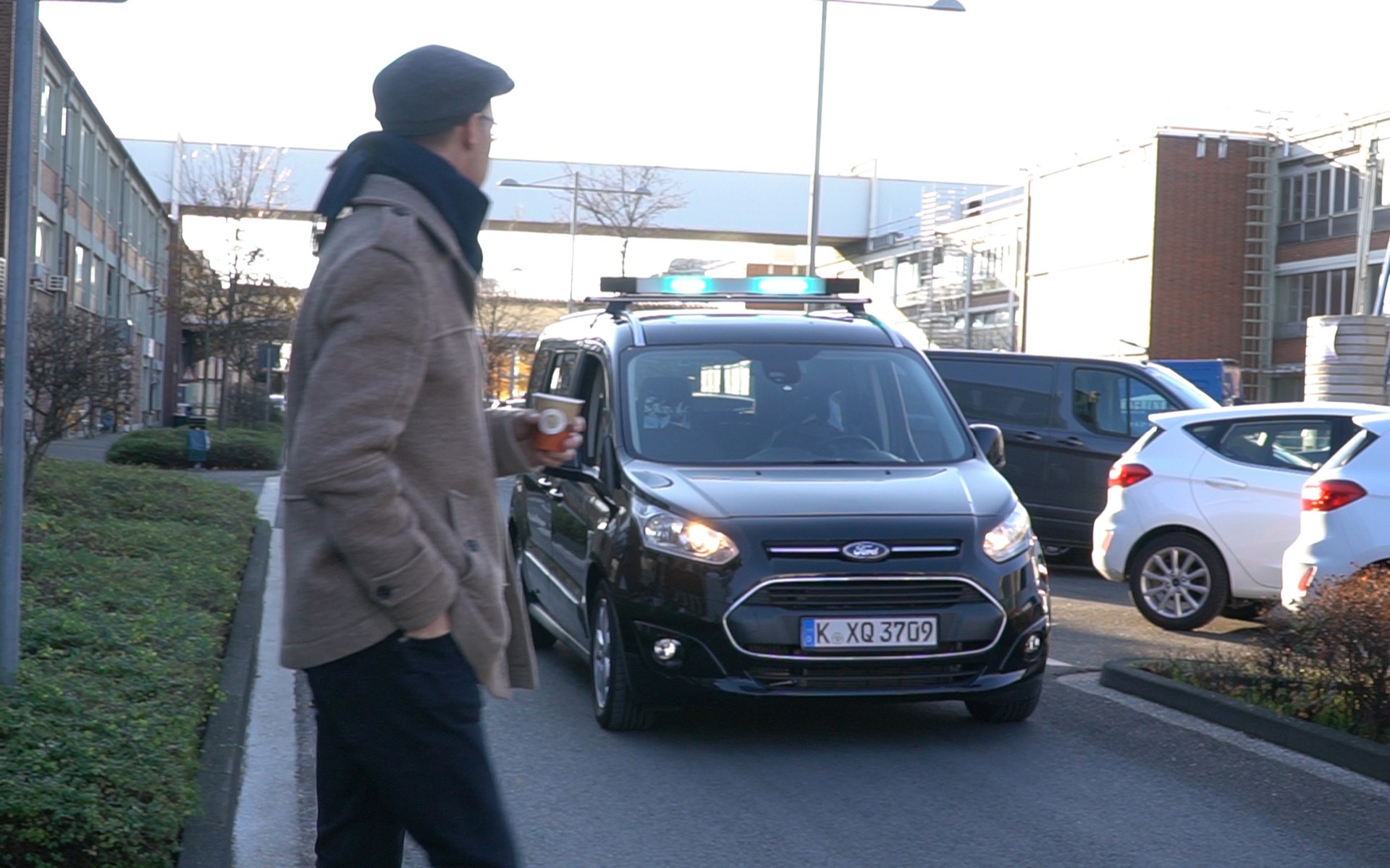 Ford: Στόχος η επικοινωνία των αυτόνομων οχημάτων με τους πεζούς (vid)