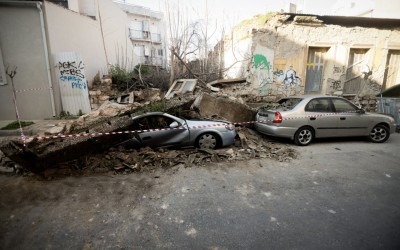 Τι ασφαλιστική κάλυψη πρέπει να έχετε αν καταρρεύσει κτίριο πάνω στο αυτοκίνητό σας;