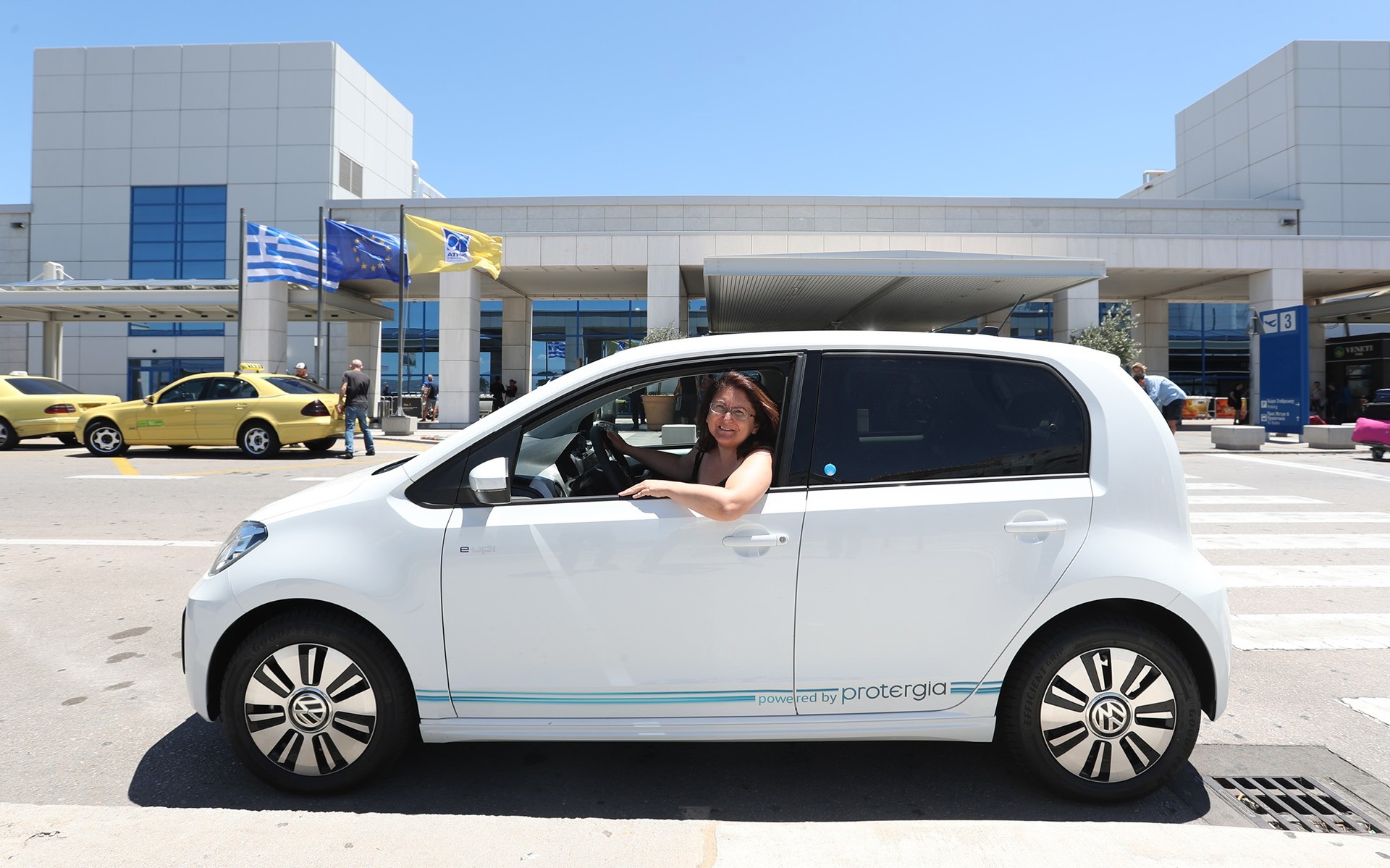 Ένα Volkswagen e-up! στα χέρια μιας μεγάλης τυχερής