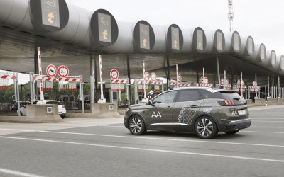 Τα αυτόνομα οχήματα μαθαίνουν να περνούν από τα διόδια