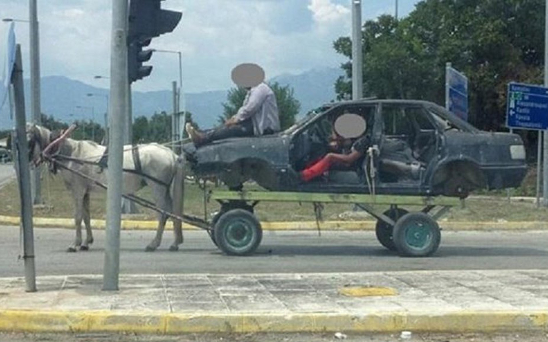 Αυτοκίνητο μόλις… ενός ίππου στην Κομοτηνή!