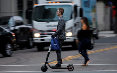 Στόχος η ασφαλής ενσωμάτωση των ηλεκτρικών πατινιών στις ελληνικές πόλεις