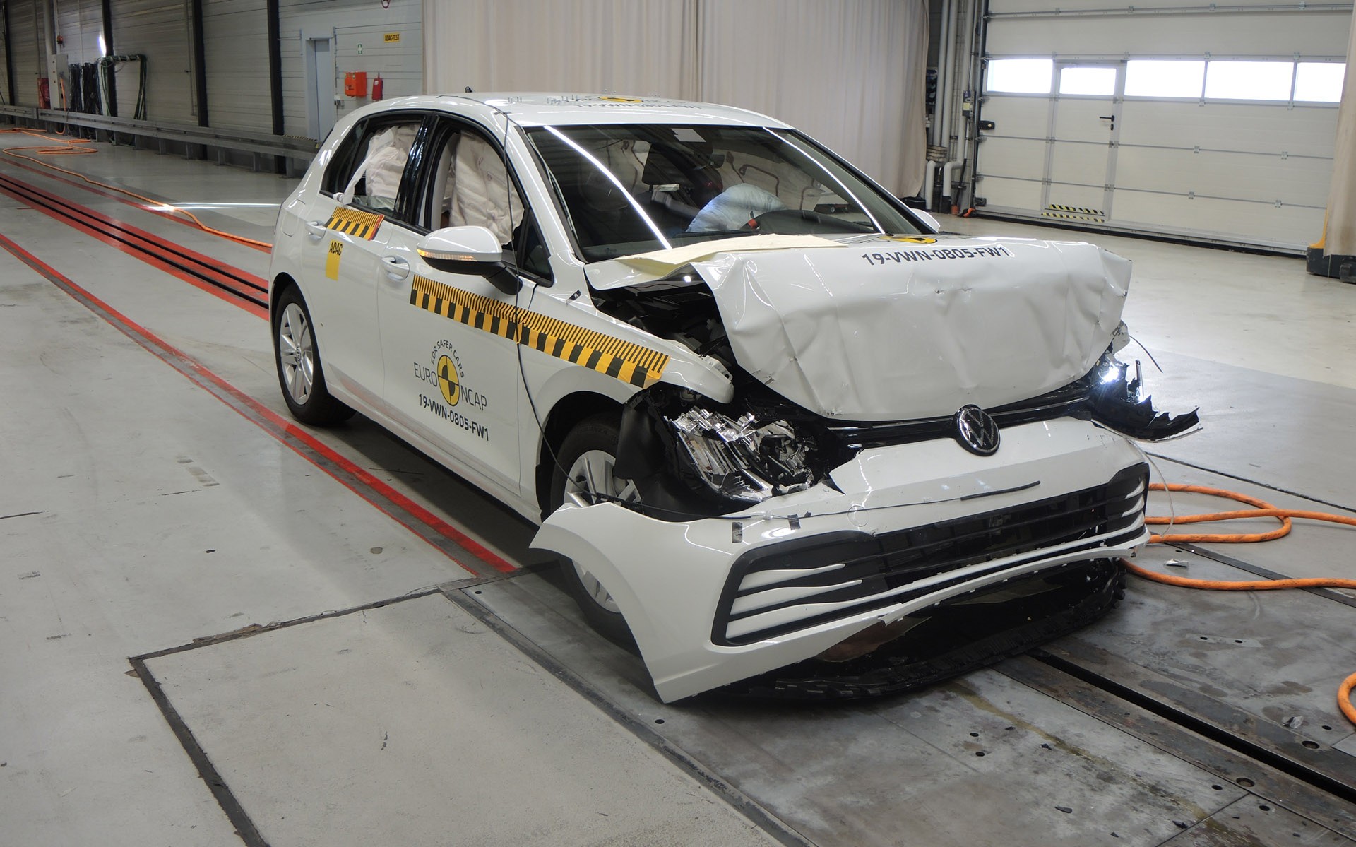 Τα τελευταία πεντάστερα αυτοκίνητα του 2019 (vid)