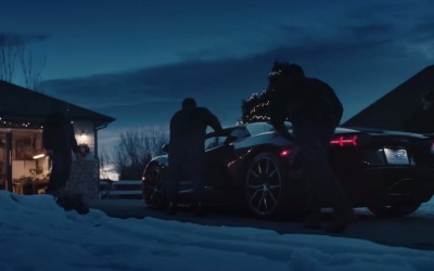 O Άγιος Βασίλης για τον 12χρονο Xander ήρθε με μια... Aventador! (video)