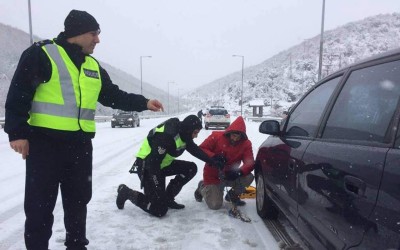 Πού χρειάζονται αλυσίδες και πού έχει διακοπεί η κυκλοφορία