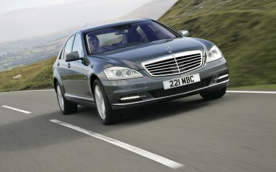 Νέα green Mercedes S-Class