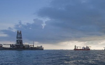 Συνεχίζονται οι προσπάθειες στον Κόλπο του Μεξικού