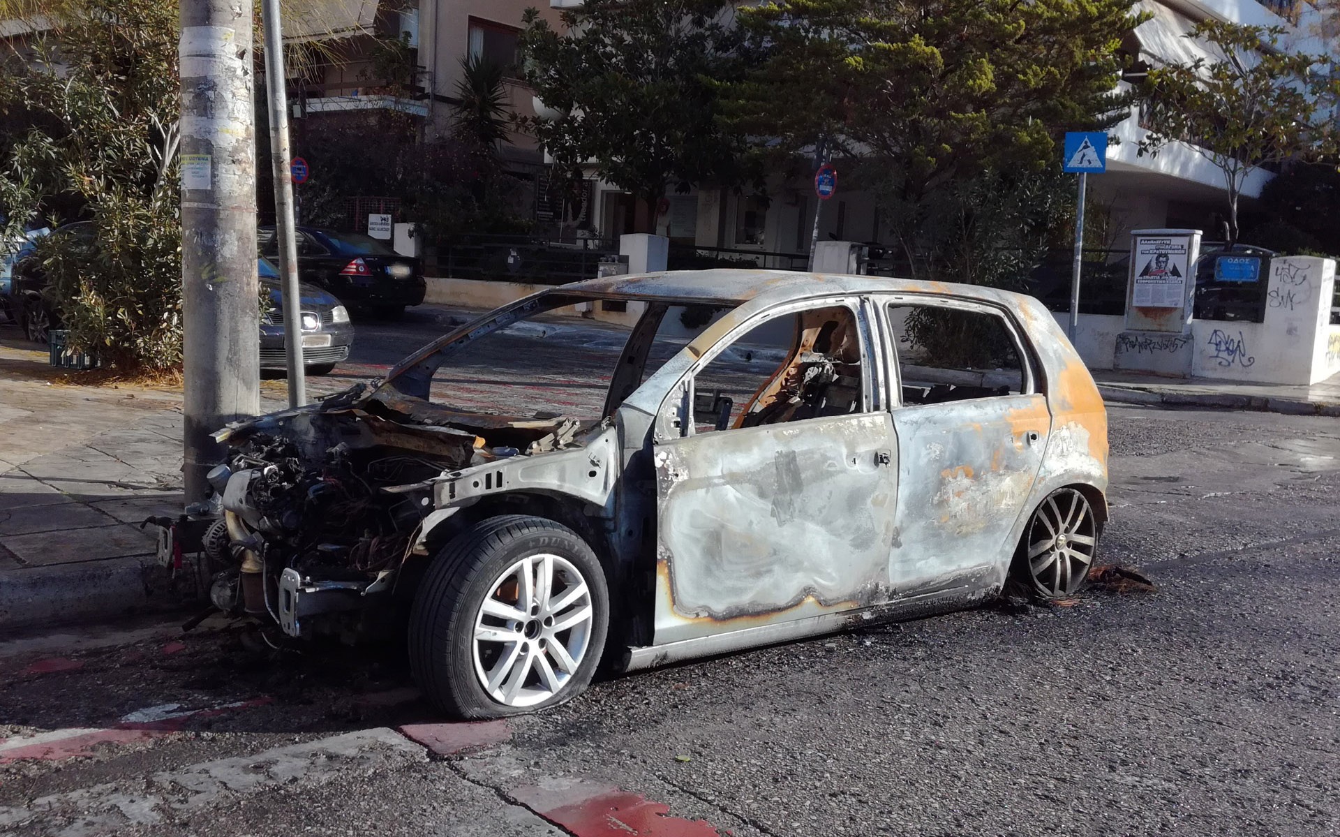 Τι να κάνω αν μου κάψουν το αυτοκίνητο