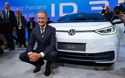 Η Volkswagen στοχεύει στην Tesla! 