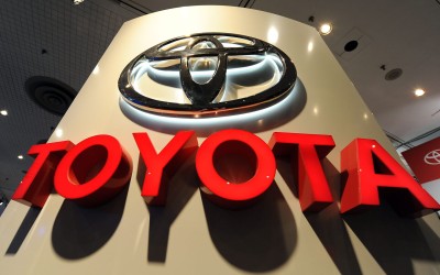150 οχήματα προσφέρει η Toyota για το πρόγραμμα «Βοήθεια στο σπίτι»