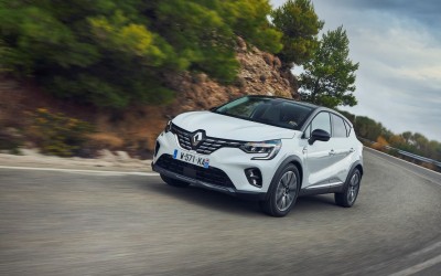 Δωρεάν οι διχρωμίες και το μεταλλικό χρώμα στο νέο Renault Captur