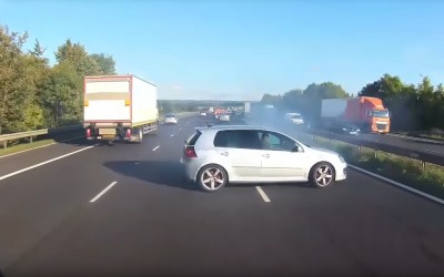 Λεωφορείο vs Golf σημειώσατε Χ - Ικανότητα ή τύχη; (video)