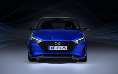 Με εμφάνιση που γοητεύει: Το νέο Hyundai i20 (video)