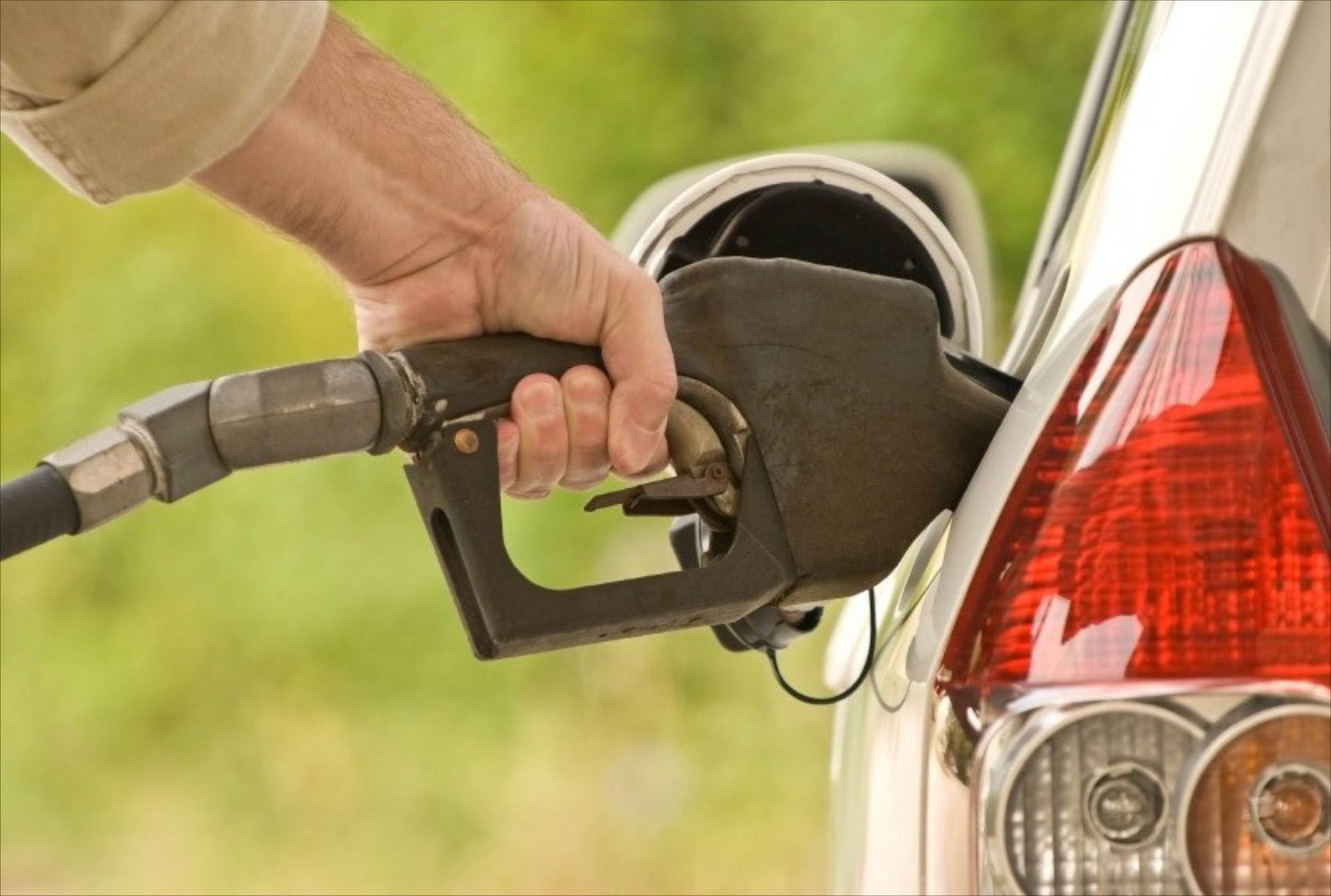 Προστασία των καταναλωτών από κρούσματα νοθείας στα καύσιμα