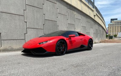 Θα αγόραζες Lamborghini Huracan σε καλή τιμή αν ήξερες ότι την έχουν οδηγήσει 2.000 άτομα;