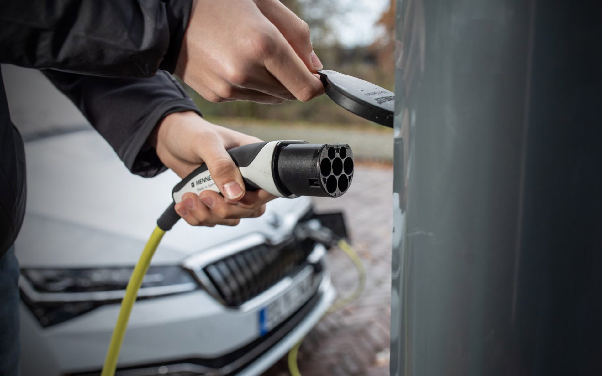 Δείτε εδώ τα ποσά επιδότησης για την αγορά ηλεκτρικού αυτοκινήτου!