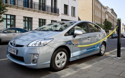 Toyota Prius plug-in σε δοκιμές στην Αγγλία