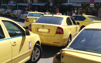 Πόσοι επιβάτες μπορούν να μπουν στα ταξί