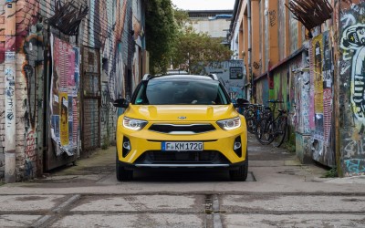 Νέο Kia Stonic με υβριδικές εκδόσεις: Όλες οι τιμές