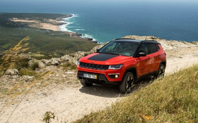 Είστε τρίτεκνη οικογένεια; Jeep Compass με όφελος άνω των 15.000 ευρώ!
