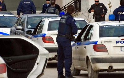 Άγρια καταδίωξη στη Δράμα - Εμβόλισαν δύο περιπολικά
