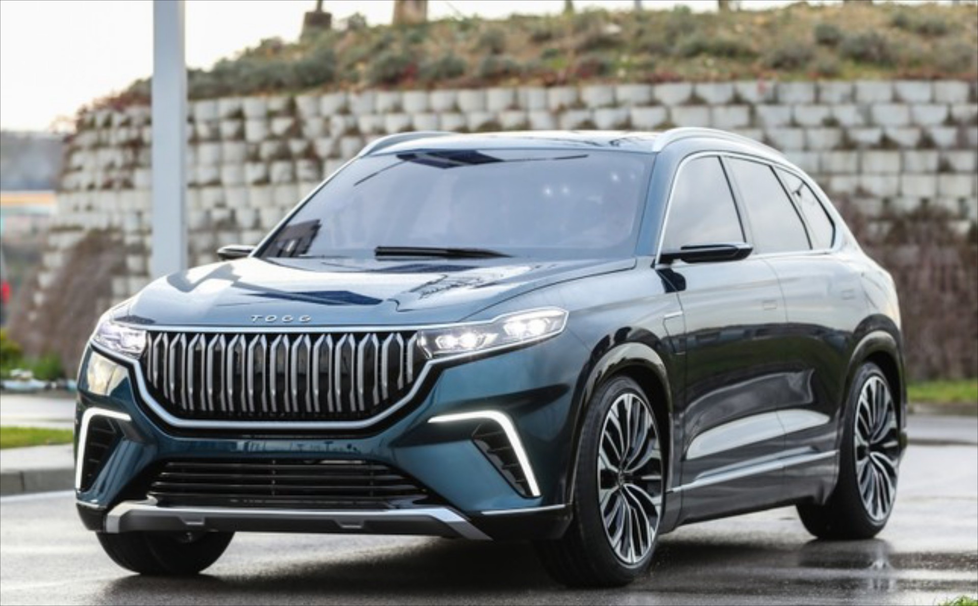 Οι Τούρκοι ξεκινούν την κατασκευή του εργοστασίου για το ηλεκτρικό SUV τους