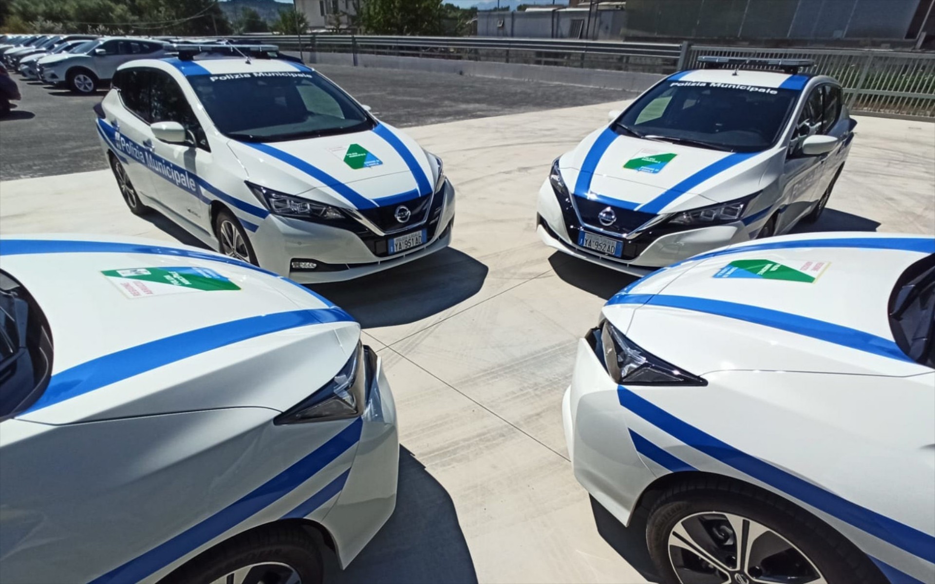 Η ιταλική πόλη όπου οι αστυνομικοί οδηγούν Nissan Leaf
