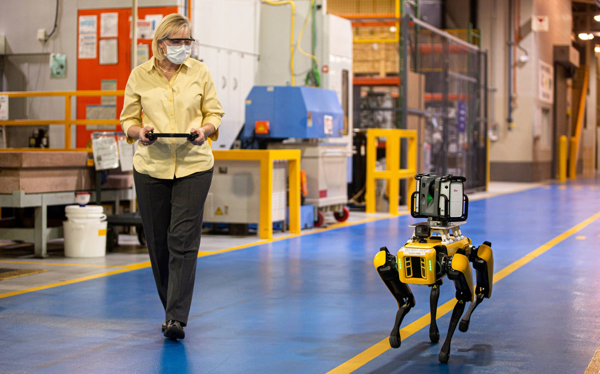 Ρομπότ – σκύλοι σε εργοστάσιο της Ford