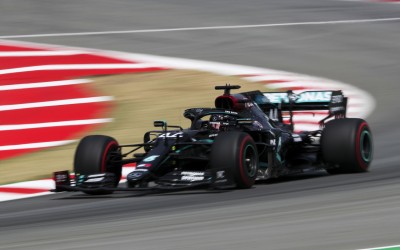 GP Ισπανίας: Pole για την Lewis Hamilton – Εκτός δεκάδας ο Vettel