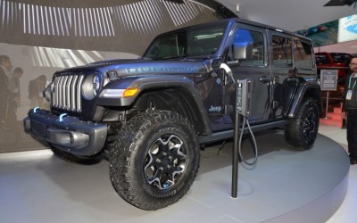 Υβριδικό Jeep Wrangler: Αντίστροφη μέτρηση (video)