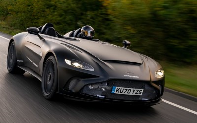 Πρώτη δημόσια εμφάνιση για την ανοικτή Aston Martin των 700 ίππων
