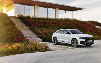 Τώρα το Audi Q8 μπαίνει στην πρίζα!