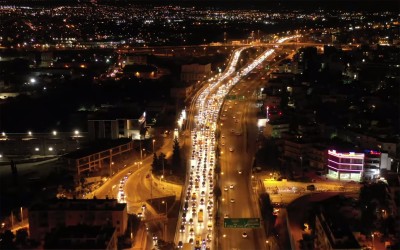 Εντυπωσιακές εικόνες από drone: Η κίνηση στην Αθήνα πριν το lockdown (video)