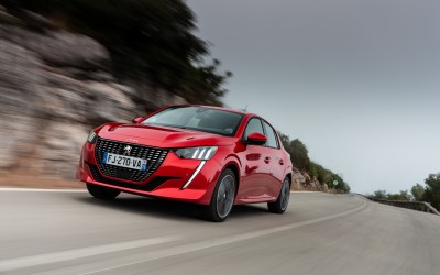 Οι 24 βραβεύσεις του Peugeot 208 σε 32 sec! (video)