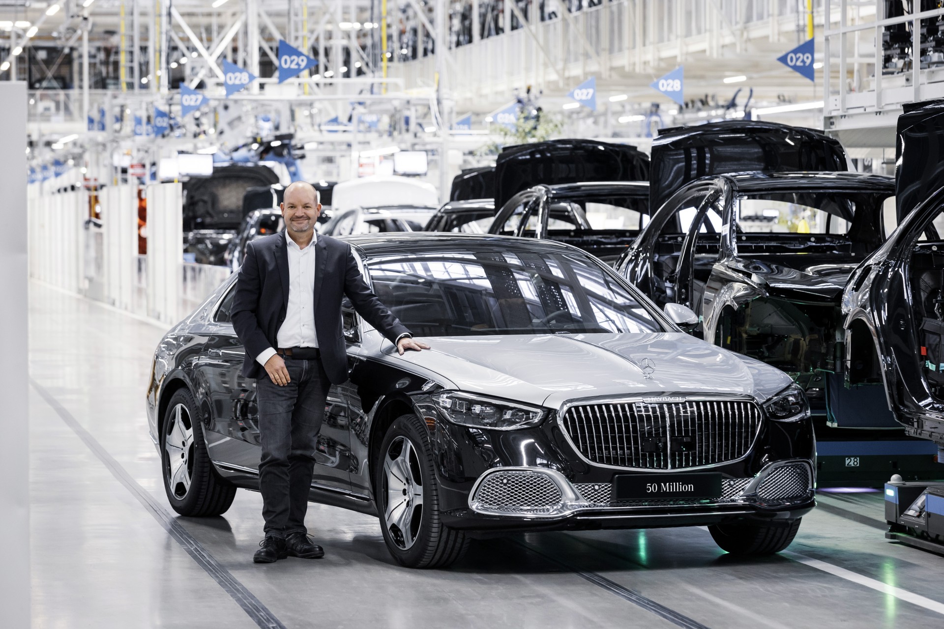 Η Mercedes-Benz γιορτάζει τα 50 εκατομμύρια επιβατικά οχήματα