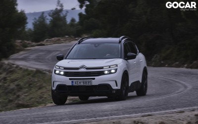Video Citroen C5 Aicross Plug-in Hybrid: 360 Nm ροπής και 0-100 km/h σε 8,9 sec! 