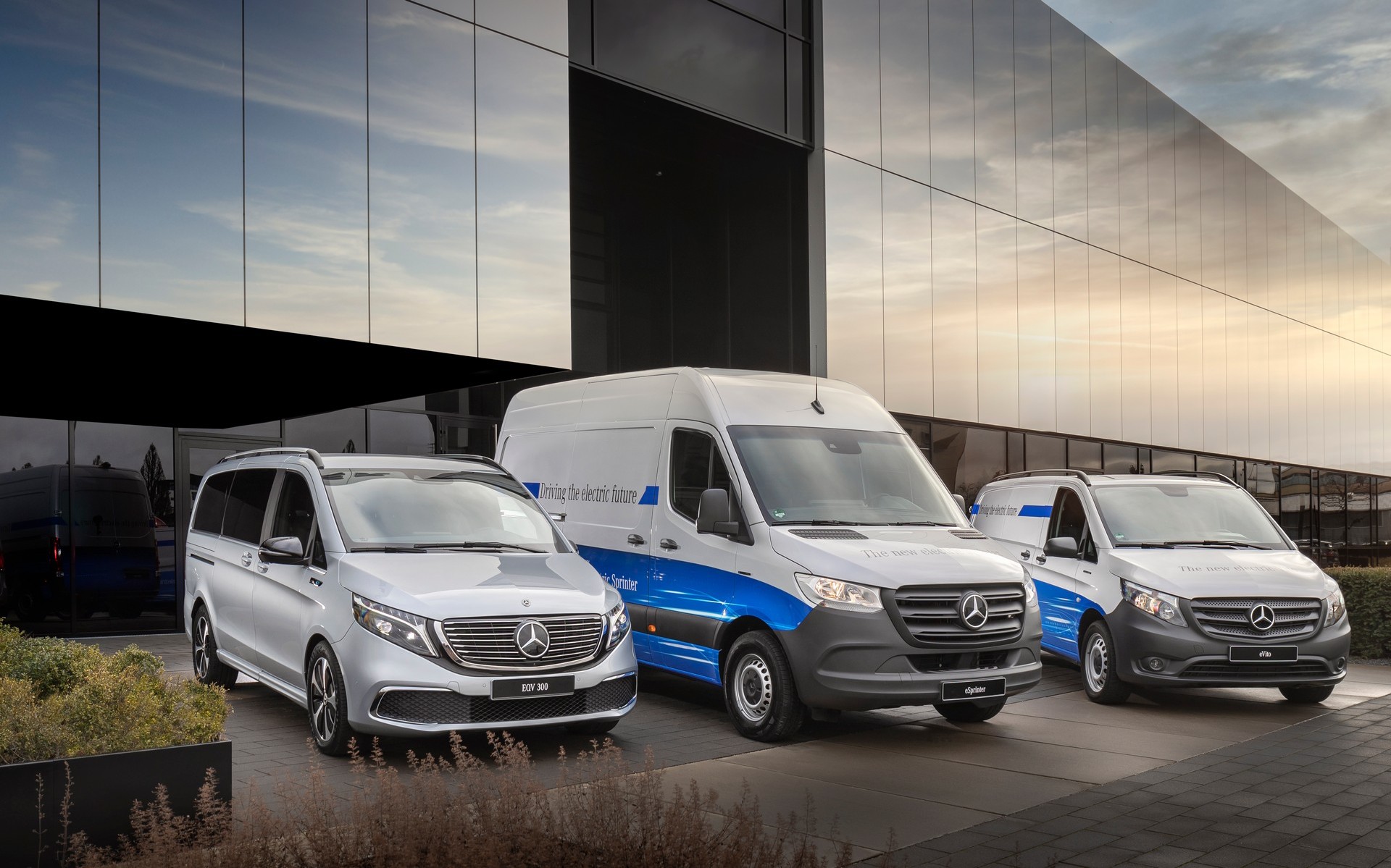 Tα Mercedes-Benz Vans μάς μεταφέρουν στην ηλεκτροκίνηση