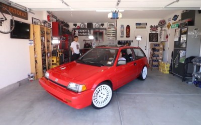 Αδέρφια κάνουν δώρο-έκπληξη στον πατέρα τους το πλήρως αναπαλαιωμένο Honda Civic του [Video]