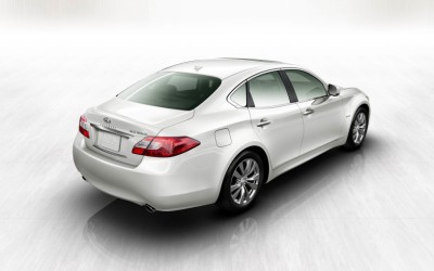Νέο Infiniti M Hybrid